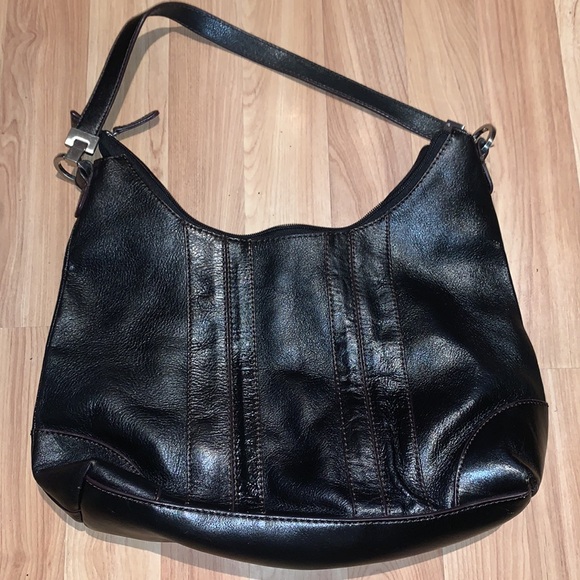 Etienne Aiger Genuine Leather Side Purse - Picture 6 of 10